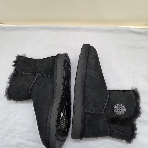 UGG Black Shearling Ankle Boots - Picture 2 of 11